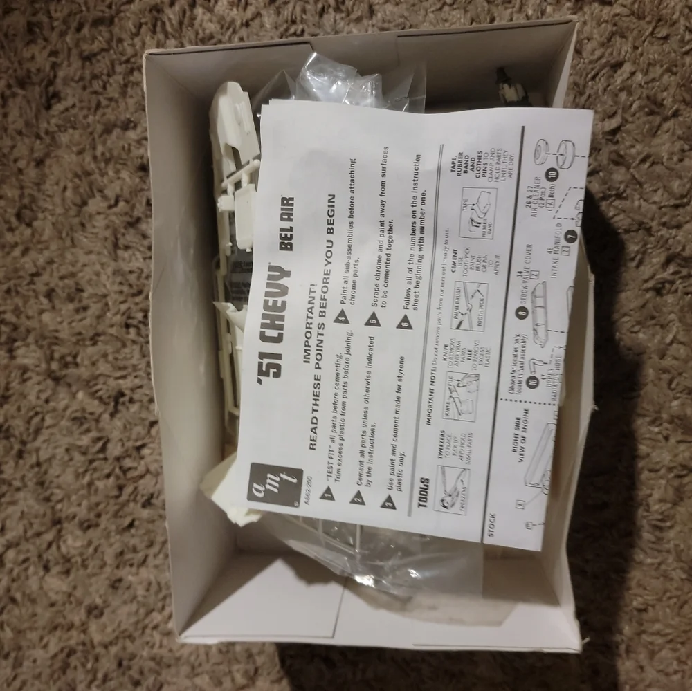 AMT Model Kit 51 Chevrolet Bel Air 